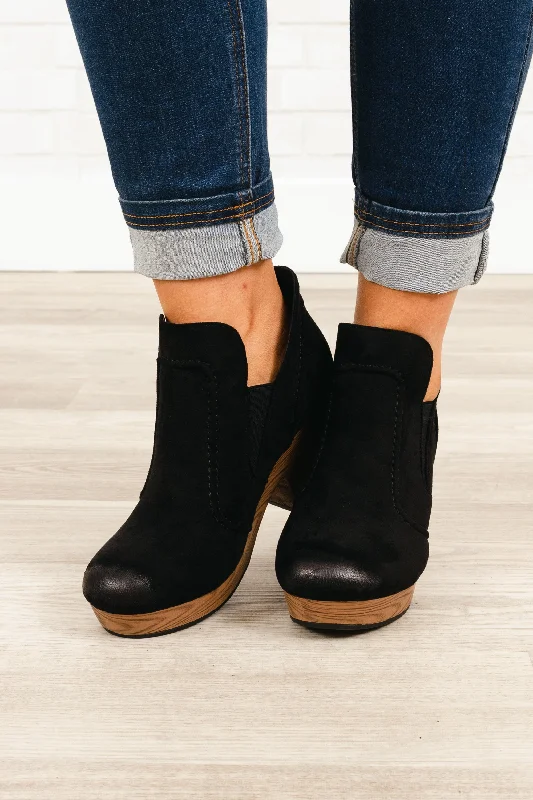 Sew Little Time Booties, Black Sew Little Time Booties, Black